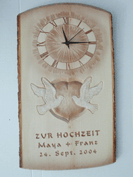 Geschnitzte Uhr