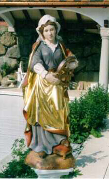 Figur aus Lindenblock